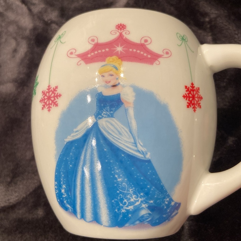 🍭Vintage ENESCO DISNEY Princess Mug Teacup Cinderella Belle Tiana White Pink Bl